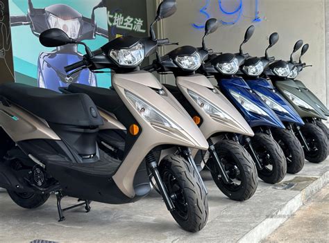 大地名流 開箱|連平價機車都講求細節與質感！KYMCO「大地名流」改款細節揭。